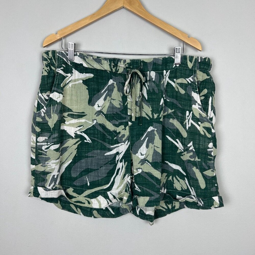 XCVI Wearables Shorts Womens XL Green Camo Drawstring Cotton Pockets Casual